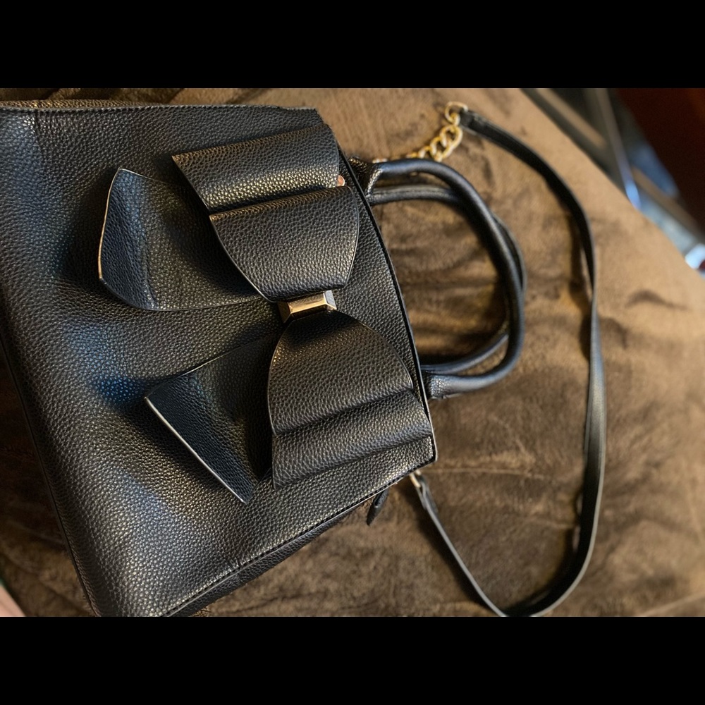 Black purse